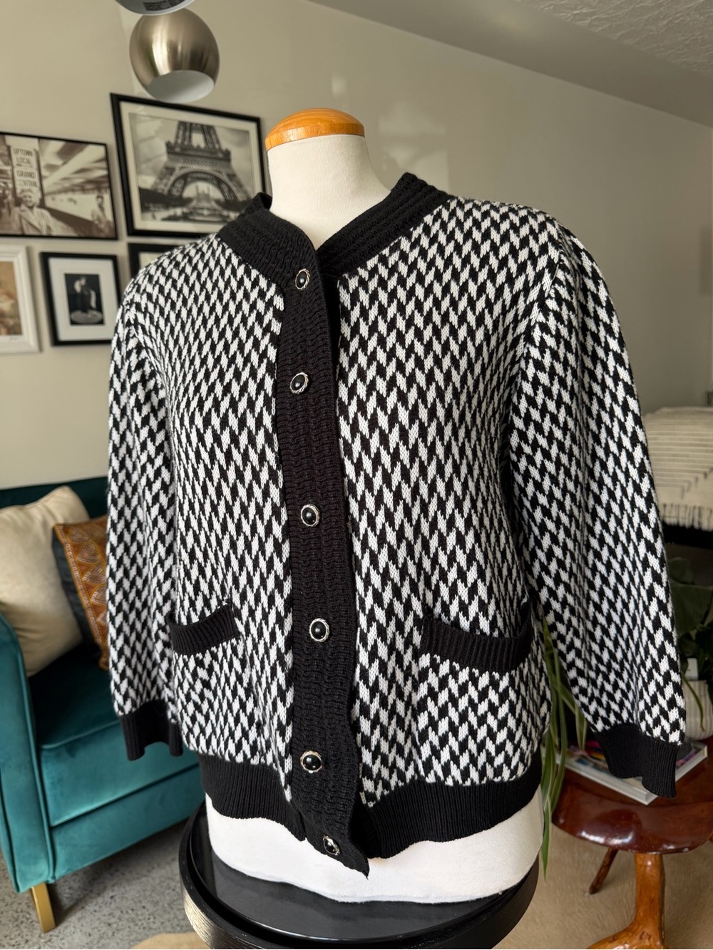 Black & White Houndstooth Knit Cardigan Jacket